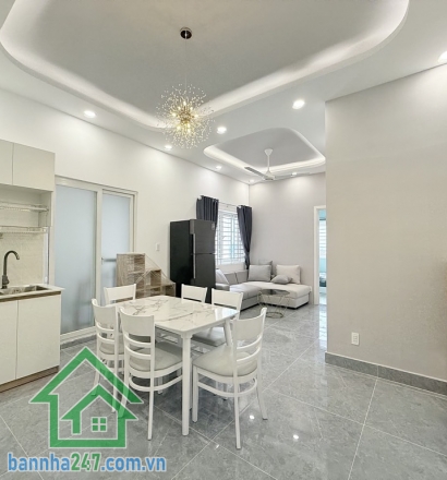 CHỈ 3,8 TỶ – CĂN HỘ VIP LÔ 5 – CHUNG CƯ PHÚ THỌ, P15 QUẬN 11 – 60M2 – FULL NỘI THẤT – BAN CÔNG 2 MẶT THOÁNG * Căn hộ lầu 11.03 – Lô 5 – Chung cư Phú Thọ. Thang máy thẻ từ riêng, an toàn tuyệt đối.