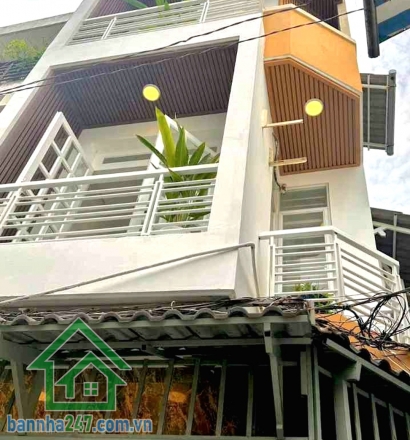 CHỈ 7,5 TỶ - ĐƯỜNG 5M XE TẢI ĐỖ CỬA – GẦN UBND QUẬN TÂN PHÚ - 64M² – 4 TẦNG – GÓC 2 MẶT TIỀN KINH DOANH – HẾT LỘ GIỚI