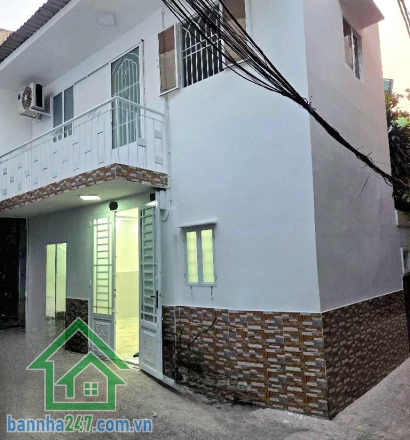 CHỈ 3,3 TỶ - NHÀ LÔ GÓC PHẠM VĂN HAI – P. 3, TÂN BÌNH – GẦN NHÀ THỜ – DT (3, x 6,8) -  NHÀ MỚI 2 TẦNG – SỔ HOÀN CÔNG ĐỦ
