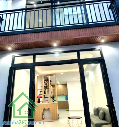 CHỈ 5,2 TỶ – HXH – NHÀ ĐẸP TÂN PHÚ – DT: 44M² (4 x 11) - 2 TẦNG - NGAY CỔNG TRƯỜNG TRÍ ĐỨC – SÁT CELADON CITY 