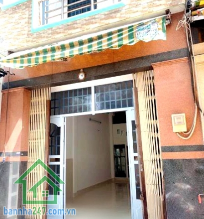 CHỈ 5,8 TỶ - NHÀ ĐẸP ÂU CƠ, GẦN KHU BÀU CÁT - TÂN BÌNH DT: 66m² (4.1 x 16m) – Kết cấu 2 tầng kiên cố, 3PN rộng, 3WC, phòng khách, bếp, ban công thoáng mát. Vị trí cực đẹp, khu dân trí cao, an ninh tuyệt đối. Gần BV, trường học, trung tâm thương mại, 5 phú