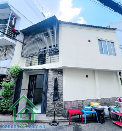 CHỈ 4,65 TỶ – GÓC 2 MTKD XE TẢI – TÂN BÌNH – GIÁP KHU BÀU CÁT – NHÀ MỚI Ở NGAY – DT 29/48M² – 2 TẦNG - 2PN - 2WC. Vị trí trung tâm: Ngay Bảy Hiền – giáp khu Bàu Cát - Đồng Đen.