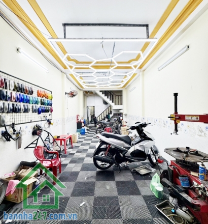 CHỈ 17 TỶ - MẶT TIỀN LÊ VĂN QUỚI – TRUNG TÂM TÂN PHÚ – 66M² – 4 TẦNG BTCT – DÒNG TIỀN CỰC MẠNH  Khu kinh doanh sầm uất, bao quanh bởi Gogi, Hasaki, Techcombank, 
