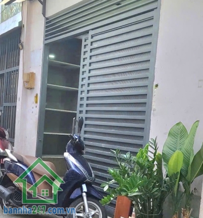 CHỈ 3,8 TỶ - BÁN NHÀ 2 TẦNG – TRẦN VĂN QUANG, P.BẢY HIỀN, TÂN BÌNH - GIÁP Q11, Q10, TÂN PHÚ. * DT công nhận: 36m² (4 x 9m), nở hậu đẹp. * Kết cấu: 1 trệt 1 lầu, 2PN – 2WC.