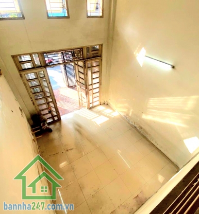 CHỈ 5,58 TỶ – MTKD ĐƯỜNG 8M – NGAY GÒ XOÀI – VỊ TRÍ SIÊU ĐẮC ĐỊA – KINH DOANH MỌI NGÀNH NGHỀ Vị trí vàng: Mặt tiền kinh doanh đường rộng 8m, tuyến thương mại