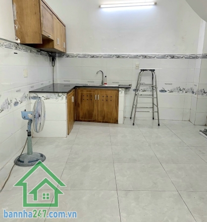 CHỈ 3,8 TỶ – NHÀ 4 TẦNG ĐẸP – NI SƯ HUỲNH LIÊN – P. BẢY HIỀN, TÂN BÌNH - DT: 21m² – 3PN, 3WC – MUA Ở NGAY, CHO THUÊ SINH LỜI * Kết cấu: 4 tầng (trệt + 3 lầu), gồm 3PN, 3WC, khách, bếp. 