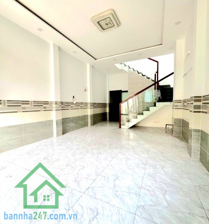 CHỈ 5,2 TỶ – ÂU CƠ THÔNG TRẦN VĂN QUANG – NHÀ ĐẸP 2 TẦNG – 52M² (4x15)m – 2PN – 3WC – Ở NGAY!! Kết cấu: 2 tầng BTCT kiên cố Nhà mới đẹp, chỉ cần xách vali vào ở