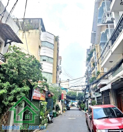 CHỈ 9.9 TỶ – TÂN SƠN NHÌ – HẺM 8M Ô TÔ NGỦ TRONG NHÀ – 60M² – NHÀ 4 TẦNG BTCT – 4PN, 4WC Vị trí: Ngay Tân Sơn Nhì, khu sầm uất, gần BV – trường học – vài phút