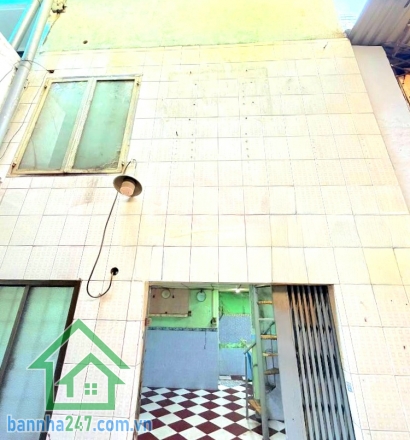 CHỈ 3,4 TỶ - KHU TRUNG TÂM Q11 - GIÁP Q10 - NHÀ 2 TẦNG KIÊN CỐ - DT: 21M² (3.55 x5.85)m - 2PN - 2WC Vị trí: Lê Đại Hành, P.15, Q.11 – giáp ranh Q10, Tân Bình...