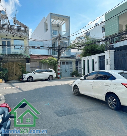 CHỈ 8,9 TỶ – HẺM NHỰA 12M CÓ LỀ – LÊ TRỌNG TẤN – P. TÂY THẠNH Vị trí: Đối diện Nhà Thiếu Nhi Tân Phú, hẻm 12m siêu rộng, có lề để xe thoải mái, thuận tiện kinh doanh đa ngành nghề. 