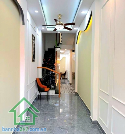 CHỈ 5,95 TỶ – MẶT TIỀN LŨY BÁN BÍCH – TÂN PHÚ – 3 TẦNG - 2 PN - 2 WC   Căn nhà mặt tiền kinh doanh – giá tốt hiếm có trên trục đường sầm uất!   Mob 0933144037