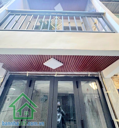CHỈ 3,78 TỶ - NHÀ MỚI 4 TẦNG – MẶT TIỀN VĨNH VIỄN – TRUNG TÂM Q10 - 3PN – 3WC Kết cấu: 1 trệt + 3 lầu: 3PN – 3WC Nhà mới tinh – thiết kế hiện đại – dọn vào ở ngay