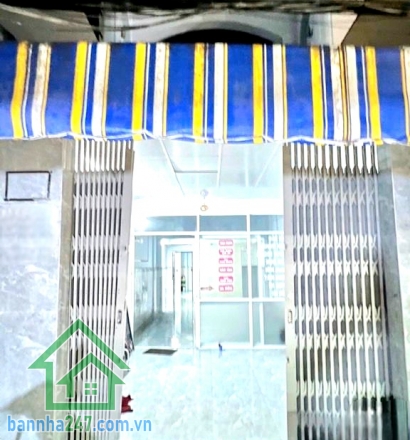 CHỈ 8,5 TỶ – CƯ XÁ PHÚ THỌ HÒA – HXH – 5PN – Ở & KINH DOANH ĐỈNH - 5 PN – 5 WC • Diện tích: 67m² • Kết cấu: 1 trệt – 2 lầu – sân thượng • Công năng: 5 PN – 5WC