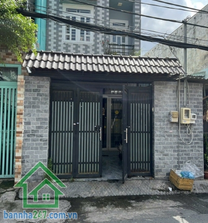 MẶT TIỀN KINH DOANH – GẦN NGÃ TƯ BỐN XÃ – 6,95 TỶ Diện tích: 4,1 x 21m – 86m² – Sổ hồng riêng Kết cấu: 1 trệt 1 lầu, 3PN (có PN trệt), 2WC, phòng thờ, sân sau rộng.