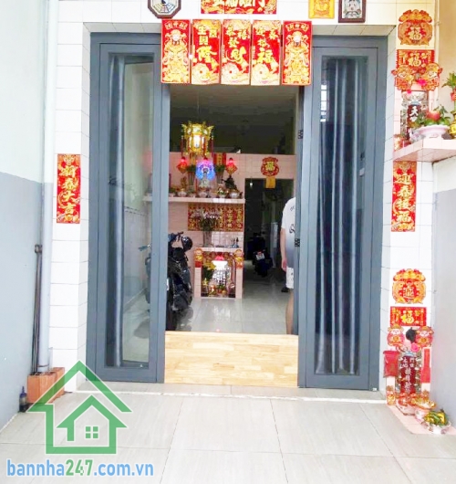 CHỈ 7,7 TỶ – NHÀ 3 TẦNG BTCT – NGAY MẶT TIỀN ĐỘI CUNG, QUẬN 11 – 71M2 NỞ HẬU Diện tích: 3 x 17m, nở hậu 7m. Kết cấu: 1 trệt 2 lầu, 3PN, 3 WC, 2 sân thượng, có thể cải tạo thêm PN.