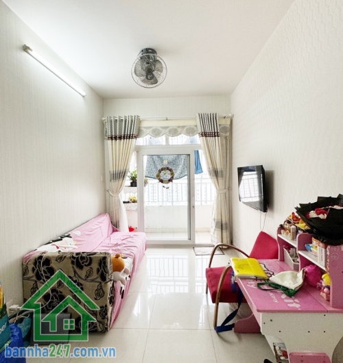 CHỈ 3,3 TỶ – CĂN HỘ ÂU CƠ TOWER – TRUNG TÂM TÂN PHÚ Diện tích: 68m² – 2 phòng ngủ, 2WC, phòng khách, bếp, ban công thoáng mát. Căn hộ tầng 20, view đẹp, gió lộng quanh năm.
