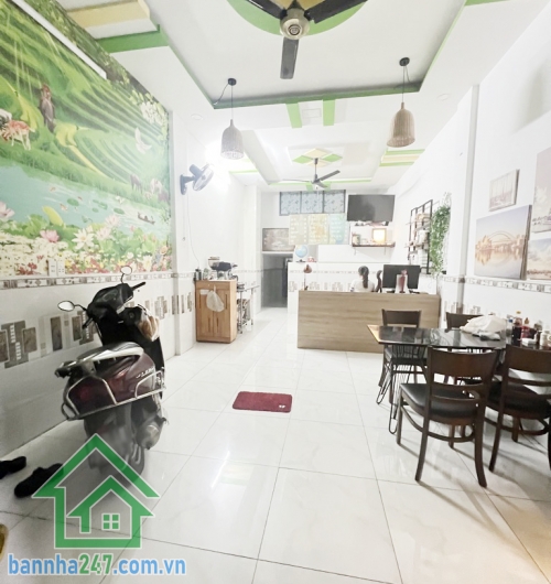 CHỈ 6,4 TỶ - MTKD ĐƯỜNG RỘNG 10M – KHU BÀU CÁT, TÂN BÌNH - DT: 68m² (3.85x18m) - 3PN. Diện tích: 68m² (3.85x18m). Kết cấu: 1 trệt, 1 lửng, 3PN. Mặt tiền đường rộng 10m, có lề rộng 2m, để xe thoải mái