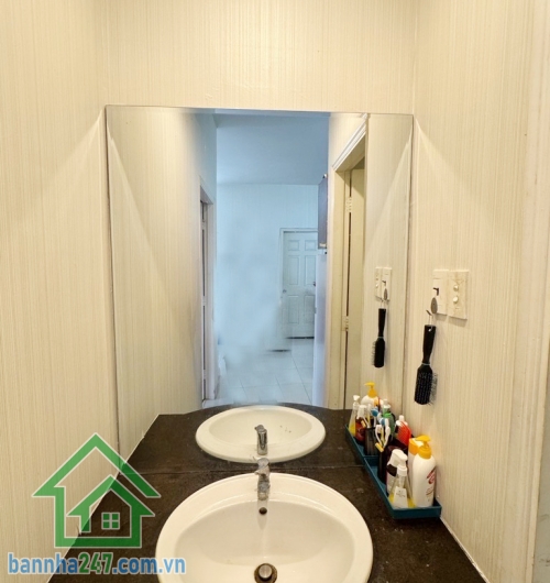 CHỈ 3,3 TỶ – CĂN HỘ ÂU CƠ TOWER – TRUNG TÂM TÂN PHÚ Diện tích: 68m² – 2 phòng ngủ, 2WC, phòng khách, bếp, ban công thoáng mát. Căn hộ tầng 20, view đẹp, gió lộng quanh năm.