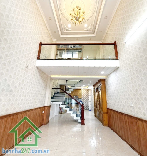 HẺM XE TẢI – SÁT KHU BÀU CÁT - GIÁP TOD NGUYỄN HỒNG ĐÀO – 5 TẦNG BTCT – 5PN, 6WC - CHỈ 10,5 TỶ