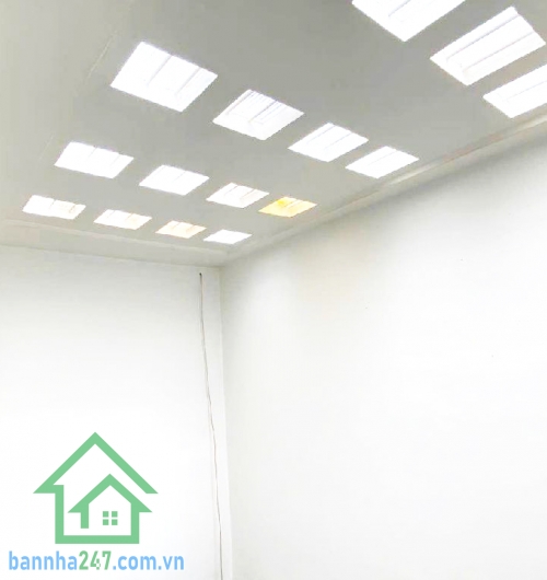 CHỈ 7,7 TỶ – NHÀ 3 TẦNG BTCT – NGAY MẶT TIỀN ĐỘI CUNG, QUẬN 11 – 71M2 NỞ HẬU Diện tích: 3 x 17m, nở hậu 7m. Kết cấu: 1 trệt 2 lầu, 3PN, 3 WC, 2 sân thượng, có thể cải tạo thêm PN.