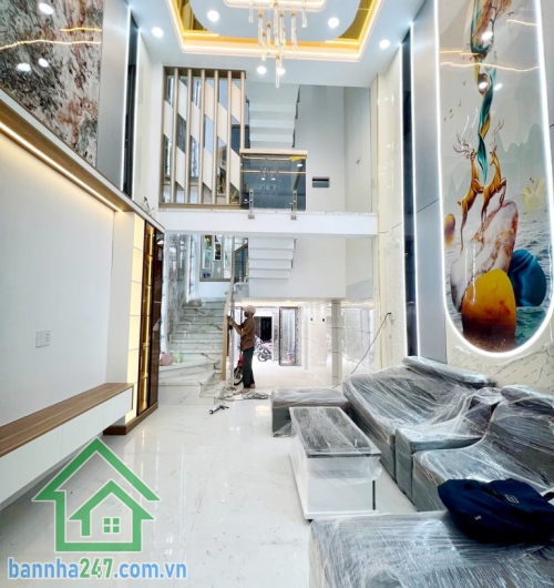CHỈ 7,9 TỶ (CÒN TL) - NHÀ 5 TẦNG HXH THÔNG – GẦN AEON TÂN PHÚ – FULL NỘI THẤT CAO CẤP - 59m² (4 x 14.7m) - Nở hậu 4,03m – tài lộc  - 5 PN – 5 WC  Nhà mới đẹp – thiết kế hiện đại – vào ở ngay  Đường số 11, P. Bình Hưng Hòa – cách Aeon Tân Phú chỉ 2km (chưa