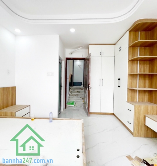 CHỈ 7,9 TỶ (CÒN TL) - NHÀ 5 TẦNG HXH THÔNG – GẦN AEON TÂN PHÚ – FULL NỘI THẤT CAO CẤP - 59m² (4 x 14.7m) - Nở hậu 4,03m – tài lộc  - 5 PN – 5 WC  Nhà mới đẹp – thiết kế hiện đại – vào ở ngay  Đường số 11, P. Bình Hưng Hòa – cách Aeon Tân Phú chỉ 2km (chưa