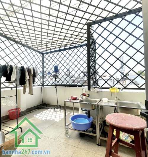 CHỈ 7,3 TỶ – NHÀ 4 TẦNG BTCT – HẺM 4M CÁCH MẠNG THÁNG TÁM - THÔNG - P.5 TÂN BÌNH – GIÁP QUẬN 10 – KHU SÂN BAY - 4 PN – 3 WC Diện tích: 46m² (4,4m x 10m) – vuông vức