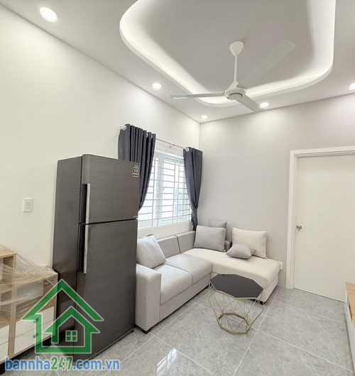 CHỈ 3,8 TỶ – CĂN HỘ VIP LÔ 5 – CHUNG CƯ PHÚ THỌ, P15 QUẬN 11 – 60M2 – FULL NỘI THẤT – BAN CÔNG 2 MẶT THOÁNG * Căn hộ lầu 11.03 – Lô 5 – Chung cư Phú Thọ. Thang máy thẻ từ riêng, an toàn tuyệt đối.