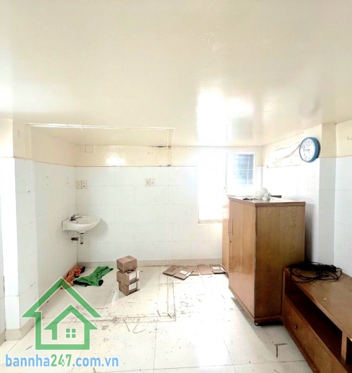 CHỈ 2,35 TỶ – CĂN HỘ BÀU CÁT – MẶT TIỀN ĐỒNG ĐEN – LÔ GÓC THOÁNG - 2PN – 1WC • Diện tích: 40m² (4 x 10m) - 2PN – 1WC • Căn góc – thoáng mát, nhiều ánh sáng tự nhiên