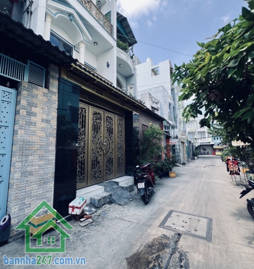 CHỈ 10, 3 TỶ - NHÀ ĐẸP NGAY PHỐ ẨM THỰC NGUYỄN NHỮ LÃM – TÂN PHÚ. HẺM RỘNG 10M.