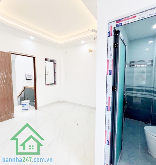 CHỈ 7,9 TỶ (CÒN TL) - NHÀ 5 TẦNG HXH THÔNG – GẦN AEON TÂN PHÚ – FULL NỘI THẤT CAO CẤP - 59m² (4 x 14.7m) - Nở hậu 4,03m – tài lộc  - 5 PN – 5 WC  Nhà mới đẹp – thiết kế hiện đại – vào ở ngay  Đường số 11, P. Bình Hưng Hòa – cách Aeon Tân Phú chỉ 2km (chưa