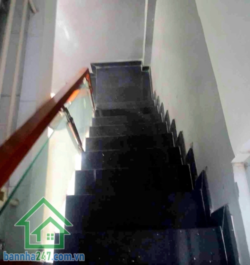 CHỈ 5,5 TỶ – NHÀ HẺM NHỰA XE HƠI THÔNG – GẦN MẶT TIỀN VƯỜN LÀI – KHU DÂN TRÍ - 37.8m² - 2 TẦNG - 2PN - 2 WC