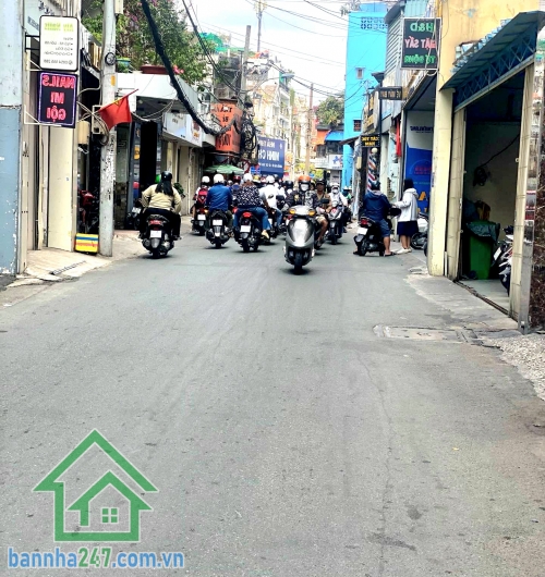 CHỈ 12.39 TỶ - MTKD ĐƯỜNG 8M – CÁCH LẠC LONG QUÂN CHỈ 20M – 5 TẦNG BTCT – 6 PN - 4 WC - DÒNG TIỀN 25 TRIỆU/TH