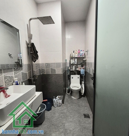 CHỈ 6,13 TỶ – SIÊU PHẨM LÔ GÓC 3 MẶT THOÁNG – TÂN SƠN NHÌ – HẺM XE TẢI - DT (5 x 10) M - 3 PN - 2 WC