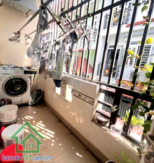 NHỈNH 4 TỶ – HẺM XE HƠI 5M THOÁNG – NHÀ MỚI ĐẸP KIÊN CỐ – 40M² VUÔNG VỨC – 3 PHÒNG NGỦ – NGAY HƯƠNG LỘ 2, LÊ VĂN QUỚI - 3PN - 2WC