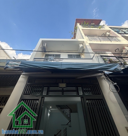 CHỈ 6,35 TỶ (TL) – HẺM NHỰA Ô TÔ ĐẬU CỬA – SÁT MẶT TIỀN PHÚ THỌ HÒA – 40M² – NHÀ ĐẸP 2 LẦU – DÒNG TIỀN ỔN ĐỊNH