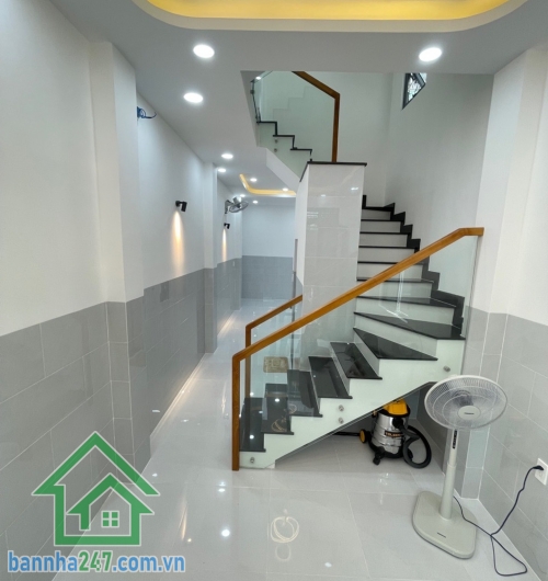 CHỈ 5,85 TỶ – HXH 1 TRỤC – SÁT MẶT TIỀN HÒA BÌNH – LŨY BÁN BÍCH TÂN PHÚ – 3 TẦNG BTCT 3PN - 3WC - NHÀ MỚI ĐẸP
