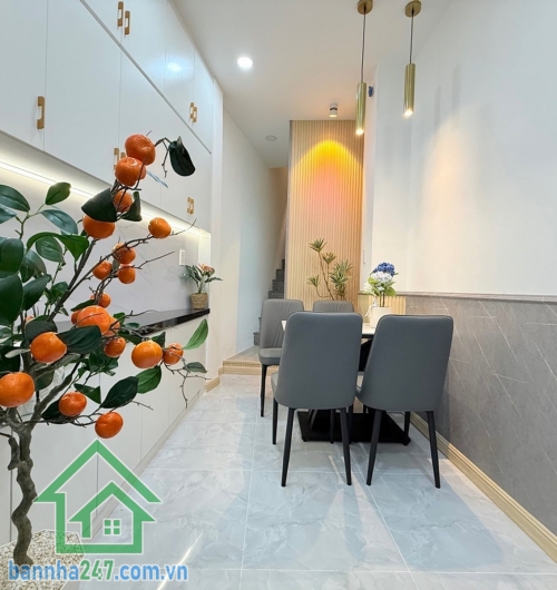 CHỈ 3,79 TỶ – TRUNG TÂM QUẬN 3 – CƯ XÁ ĐÔ THÀNH – 4 TẦNG HOÀN CÔNG ĐỦ – FULL NỘI THẤT – Ở NGAY 