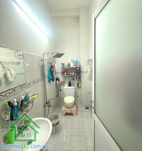 CHỈ 6,9 TỶ – HẺM XE HƠI HƯƠNG LỘ 2 – 60M² – 3 TẦNG – 3 PN - 2 WC