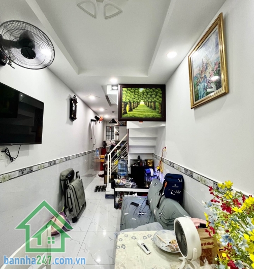 CHỈ 3,6 TỶ – NHÀ ĐẸP FULL NỘI THẤT – NGUYỄN SƠN, TÂN PHÚ – XÁCH VALI VÀO Ở NGAY - 20m² (2,3 x 9)m - 2 PN - 2 WC