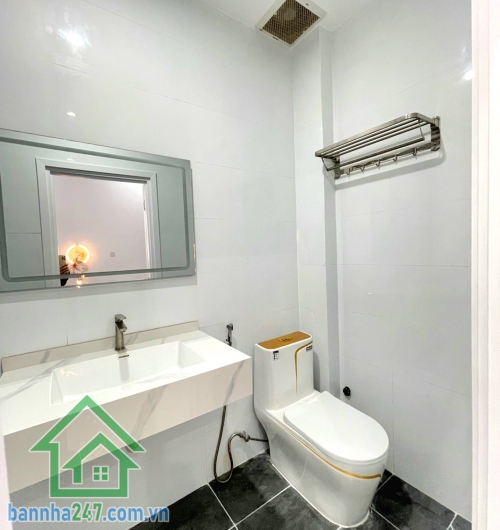 CHỈ 4,2 TỶ - HẺM XE HƠI 5M - NHÀ ĐẸP LÊ TẤN BÊ - AN LẠC - 44M² - 2 TẦNG - TẶNG FULL NỘI THẤT CAO CẤP - 2PN - 2WC