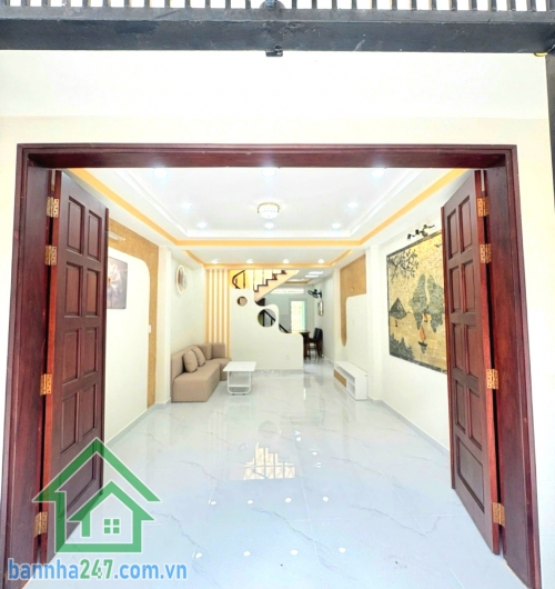 CHỈ 6,35 TỶ - SIÊU PHẨM 2 MẶT TIỀN - HXH 8M - Ô TÔ NGỦ TRONG NHÀ - NHÀ ĐẸP DỌN VÀO Ở NGAY - VỊ TRÍ HI.ẾM KHU LÝ THÁNH TÔNG - DT: (4 X 12) - 2 TẦNG - 2PN - 2WC