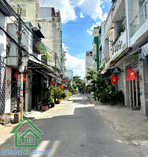 CHỈ 7,6 TỶ - NHÀ SÁT MẶT TIỀN LÊ VĂN QUỚI - HẺM 8M THÔNG - 71M² - KINH DOANH, CHO THUÊ ĐỀU HIỆU QUẢ 