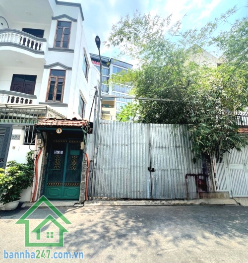 CHỈ 26 TỶ - SÁT SÂN BAY - HẺM XE TẢI - ĐẤT LỚN 176M² (5 x 35)M - HIẾ.M HÀNG TRUNG TÂM