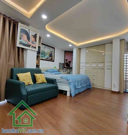 NHÀ ĐẸP HẺM XE TẢI ĐỒNG HỒ – NGANG HƠN 6M HIẾM GẶP – Ở NGAY – KINH DOANH TỐT – CHỈ 6,4 TỶ TL