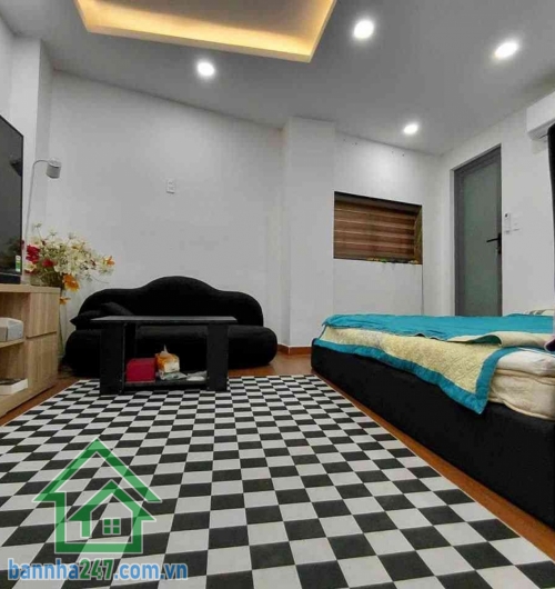 NHÀ ĐẸP HẺM XE TẢI ĐỒNG HỒ – NGANG HƠN 6M HIẾM GẶP – Ở NGAY – KINH DOANH TỐT – CHỈ 6,4 TỶ TL