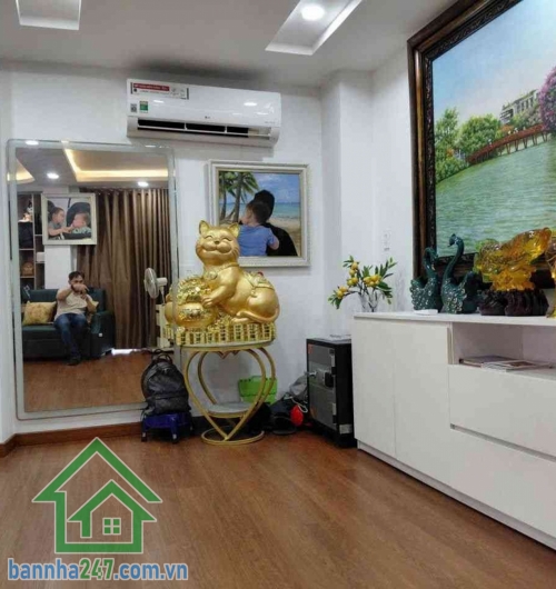 NHÀ ĐẸP HẺM XE TẢI ĐỒNG HỒ – NGANG HƠN 6M HIẾM GẶP – Ở NGAY – KINH DOANH TỐT – CHỈ 6,4 TỶ TL