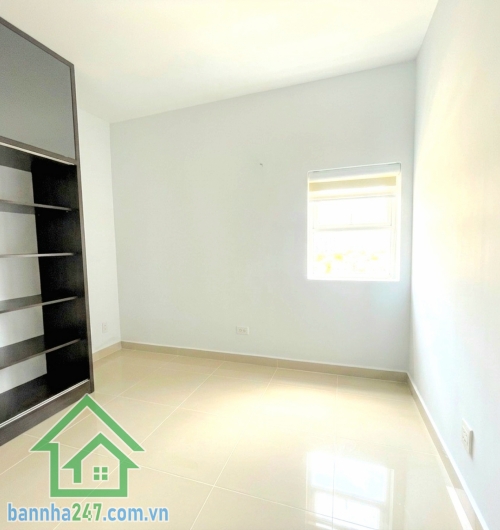 CHỈ 5,5 TỶ – CĂN GÓC ORIENTAL PLAZA – MẶT TIỀN ÂU CƠ – 105M² – TẦNG 21 VIEW THOÁNG – 3PN – VÀO Ở NGAY