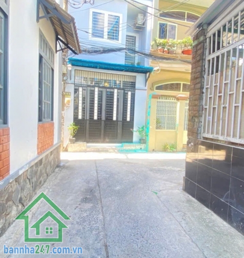 CHỈ 5,3 TỶ – NHÀ RIÊNG TRUNG TÂM TÂN BÌNH – CÁCH SÂN BAY CHỈ VÀI PHÚT – 40M² – 2PN, 3WC 