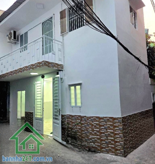 CHỈ 3,3 TỶ - NHÀ LÔ GÓC PHẠM VĂN HAI – P. 3, TÂN BÌNH – GẦN NHÀ THỜ – DT (3, x 6,8) -  NHÀ MỚI 2 TẦNG – SỔ HOÀN CÔNG ĐỦ